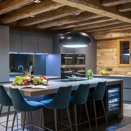 Luxury Chalet With Jacuzzi And Sauna Alpstuga *